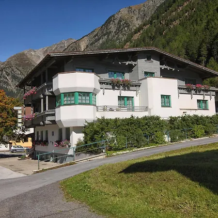 Eden Guest house Solden